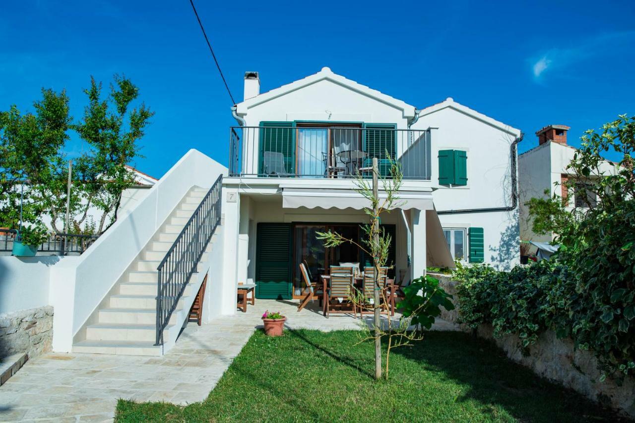 Summer House Mulac 宁 外观 照片